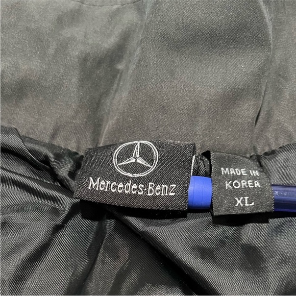 Mercedes Benz Jacket - Picture 6 of 11